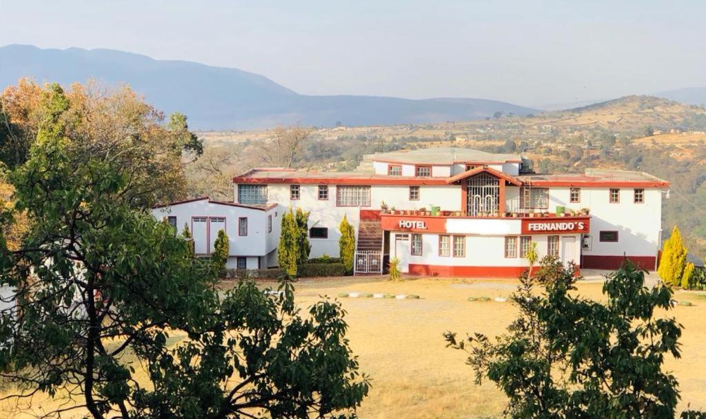 Hotel Fernando'S Tlalpujahua Bagian luar foto